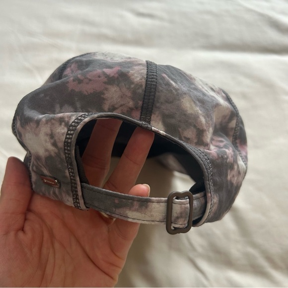 Lululemon Tie-Dye Baller Adjustable Strap Cap One Size Grey Tie Dye - Picture 6 of 6